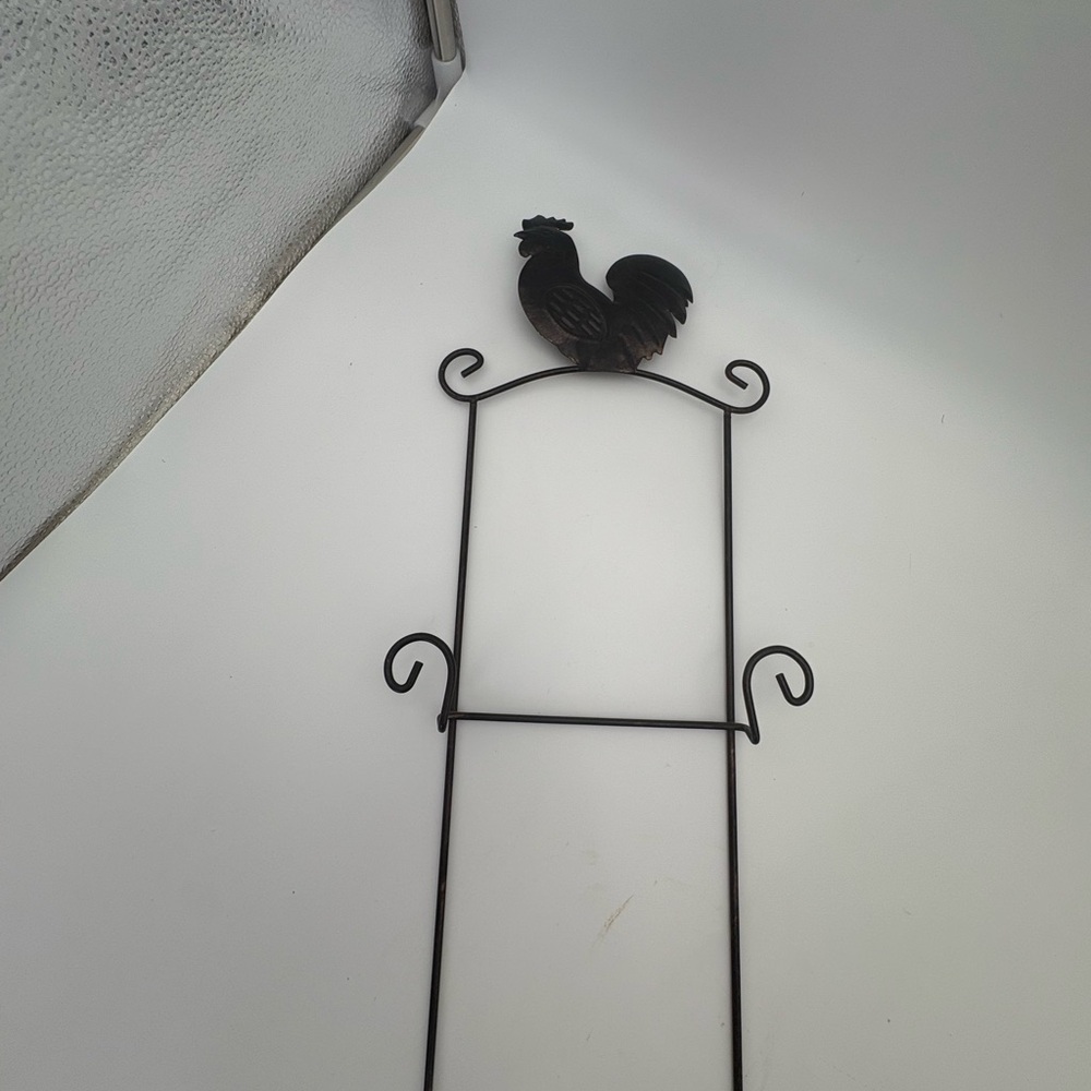 Black Metal Rooster Wall Plate Hanger - Picture 2 of 7